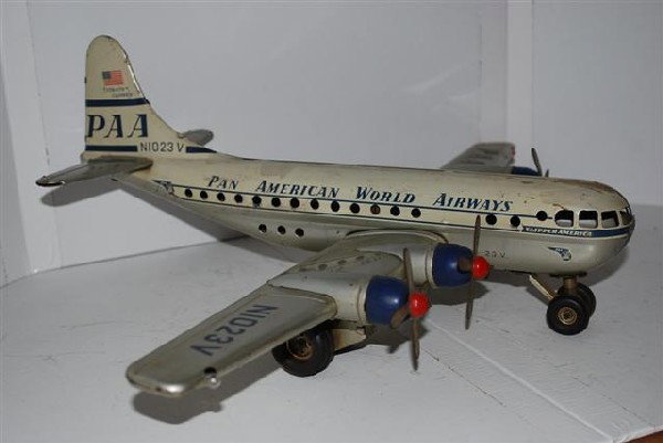 Gama "Pan American World Airways" tin litho batte: Gama "Pan American World Airways" tin litho battery operated plane, 20 inch wing span,