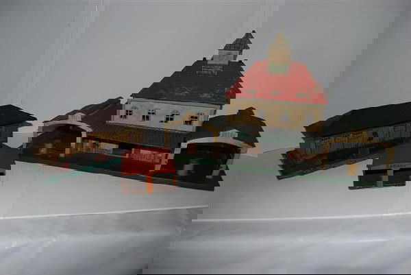 Bing Train Station & large Bus Station? And other: Bing Train Station & large Bus Station? And other tin litho buildings 10x18x7 inches or less,