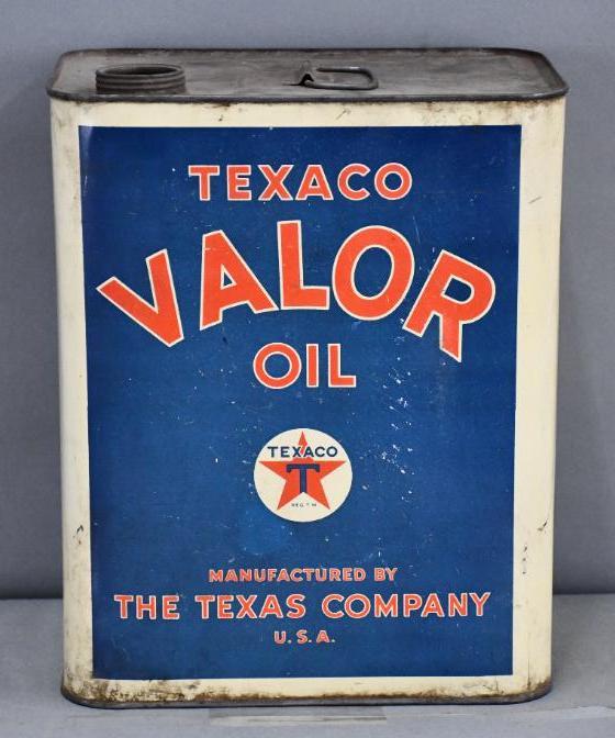 Texaco Valor Motor Oil Two Gallon Metal Can (1 of 3)