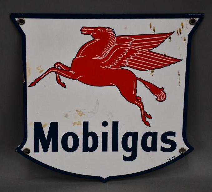 Mobilgas w/Pegasus Porcelain Pump Sign (1 of 2)