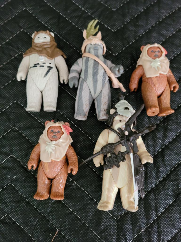 Lot of 5 Star Wars Ewok Figures (1 of 3)