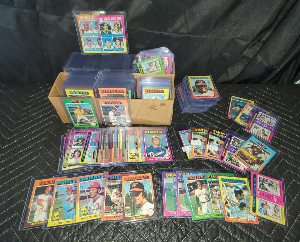 Huge Lot of 1975 Topps Baseball Cards All in TopLoaders (1 of 6)
