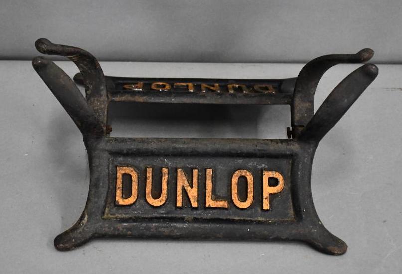Original Dunlop Cast Iron Tire Stand (1 of 2)
