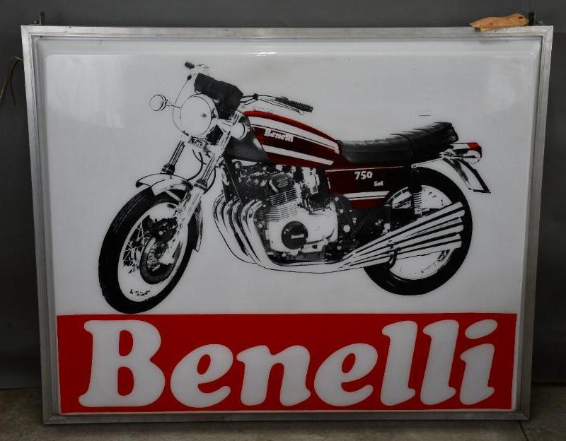 Bennelli Plastic Lighted Sign w/750 Motorcycle (1 of 7)