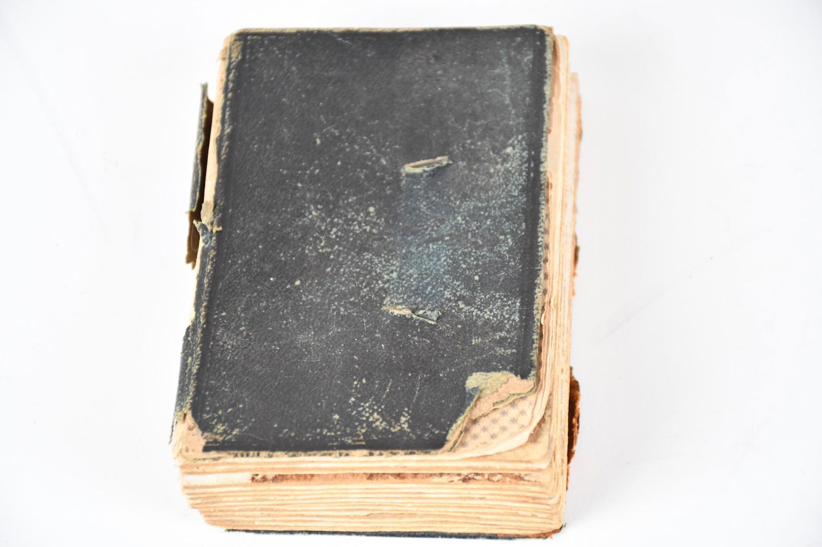 Carte de Visite Book of Civil War Generals, Abe Lincoln & More (1 of 11)