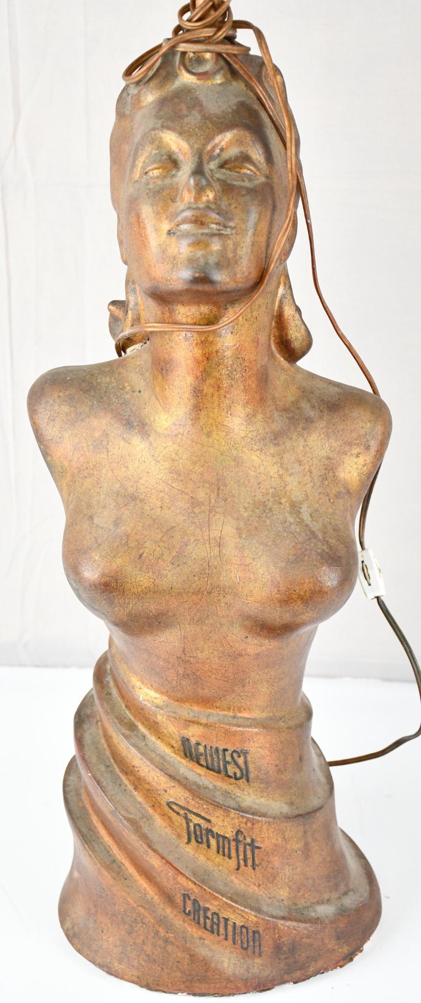 Newest Formfit Creation Lady's Bust Lamp (1 of 4)