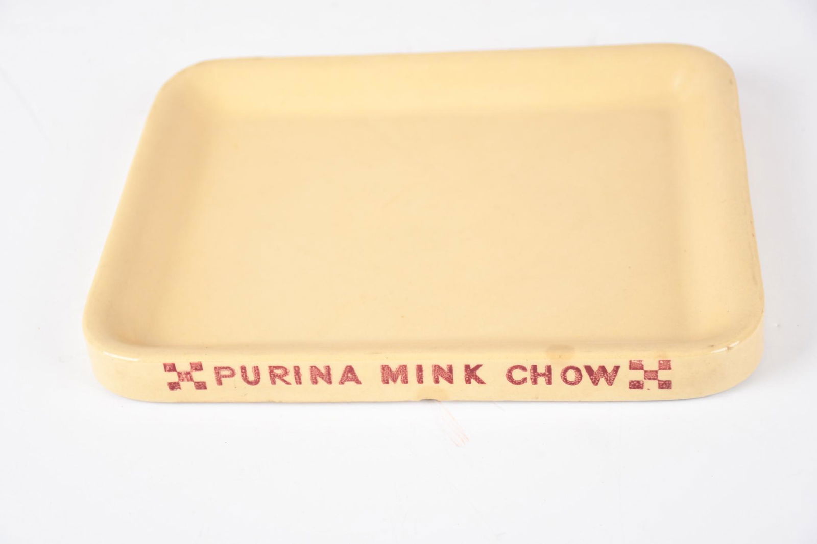 Purina Mink Chow Stoneware Tray: rated 8.75, 8"x10"x1", in good condition, light wear.