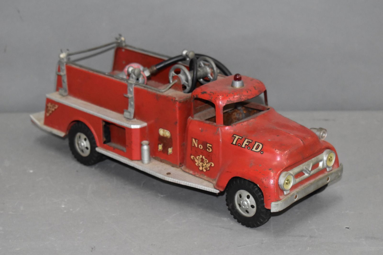 1956 Tonka Fire Department Pumper Press Steel Toy Truck (1 of 6)
