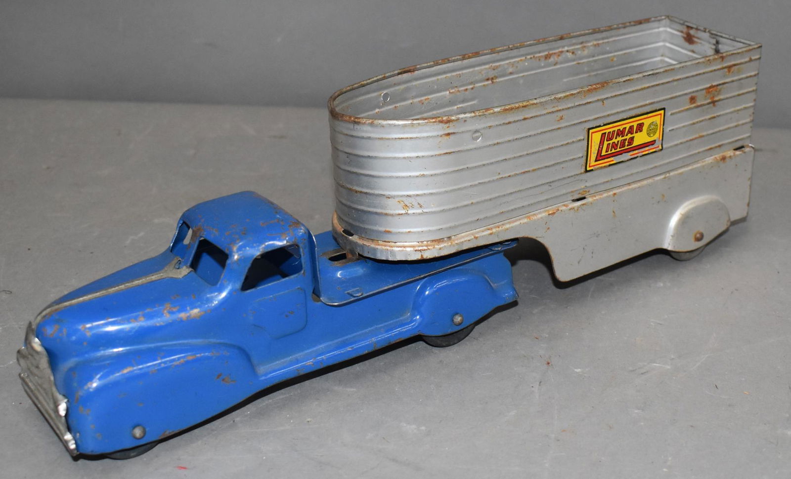 Marx Press Steel Lumar Lines Truck & Trailer (1 of 6)