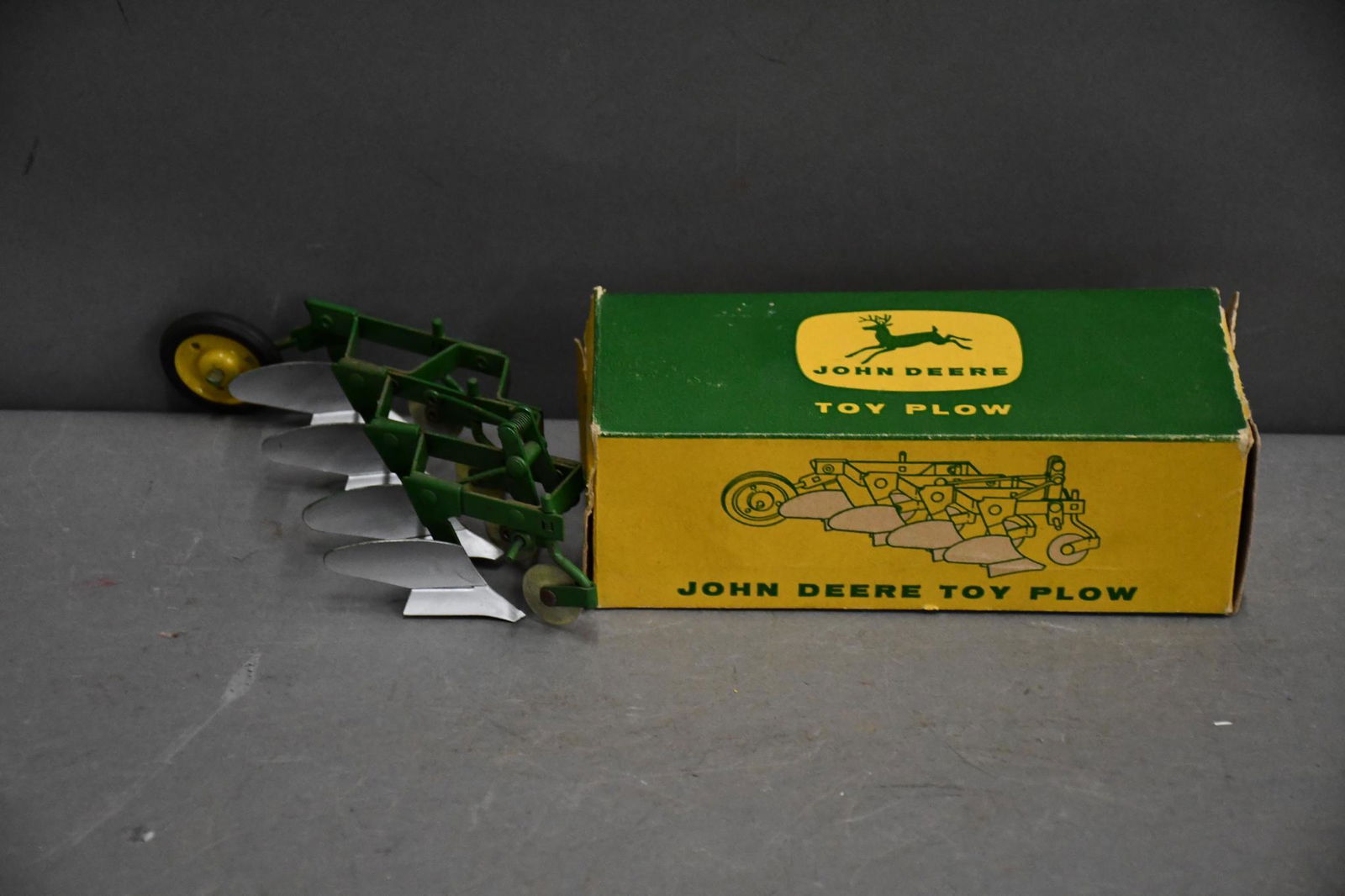 Eska Four-Bottom Mounted John Deere Plow NIB (1 of 3)