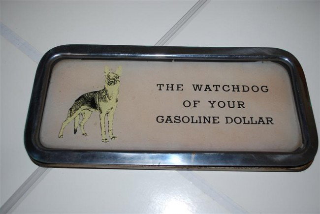 Wayne Gas Pump "The Watch Dog of Your Gasoline Dol: Wayne Gas Pump "The Watch Dog of Your Gasoline Dollar" with dog graphics, ad glass,