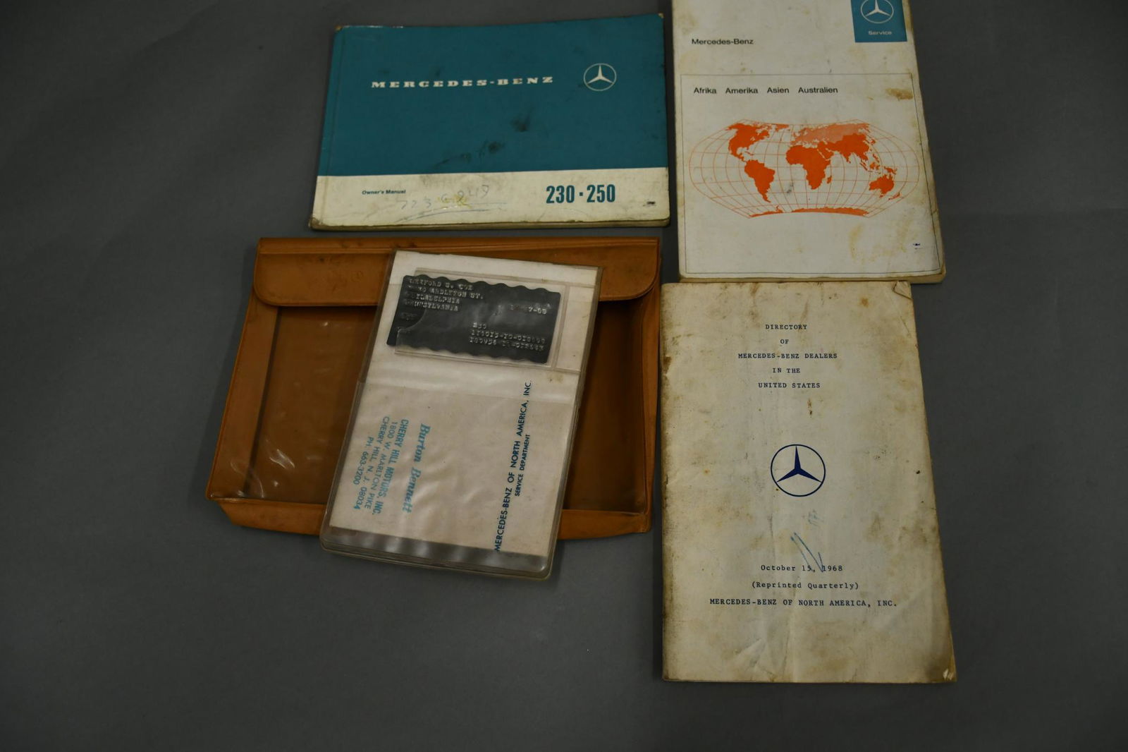 1968 Mercedes Benz 230-250 Owner's Set (1 of 5)