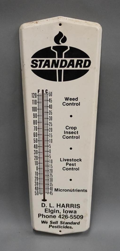 Standard Chemicals Metal Thermometer (1 of 4)