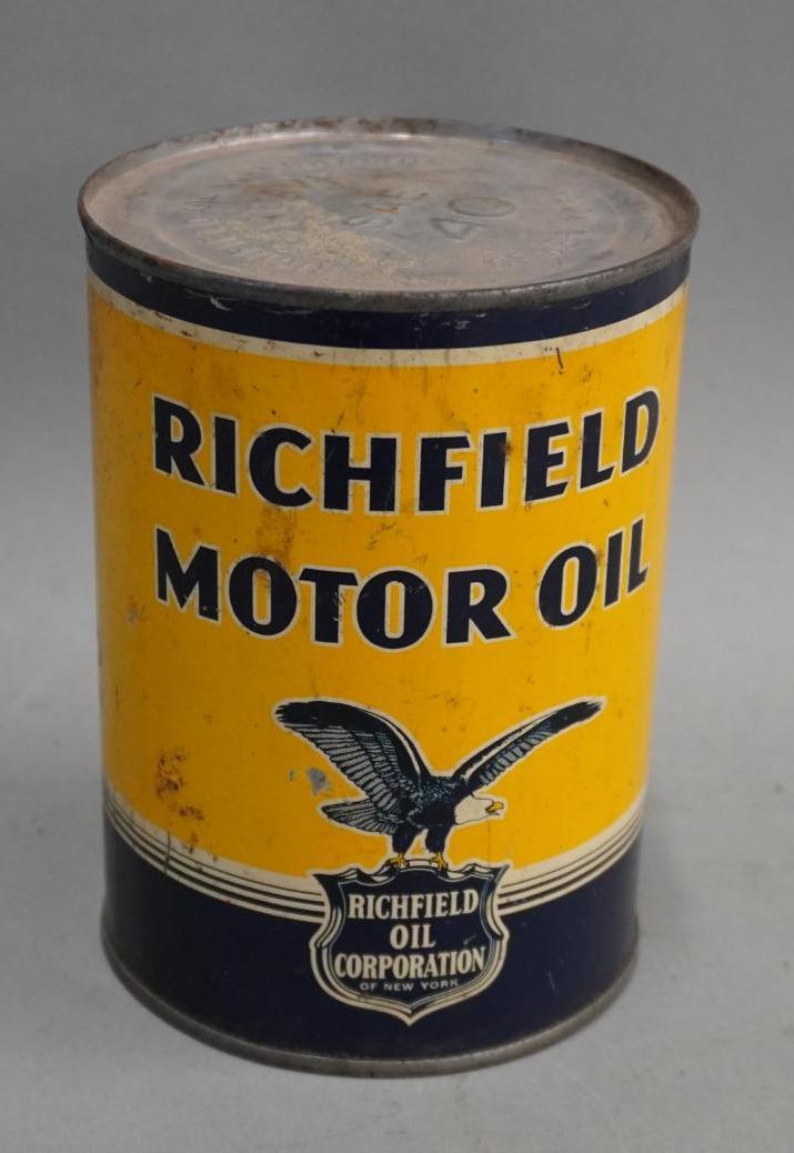 Richfield Motor Oil Quart Metal Can (1 of 4)