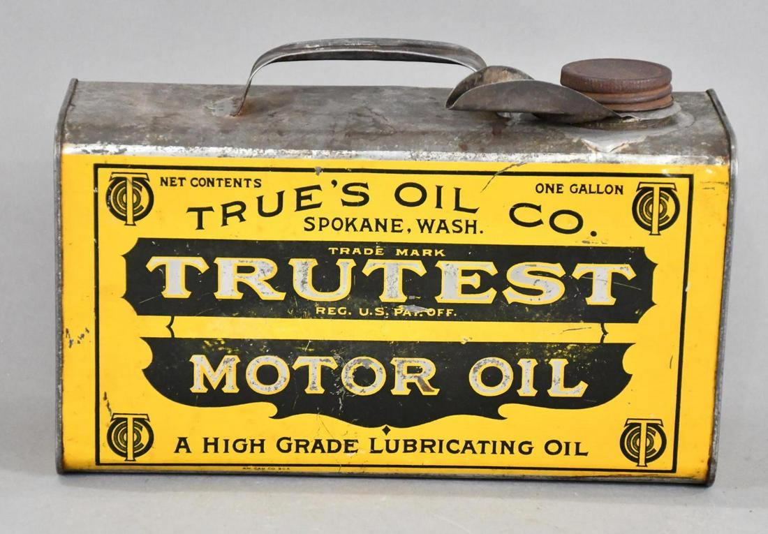 True's Oil Co. Trutest Motor Oil One Gallon Rectangle (side) Metal Can (1 of 4)