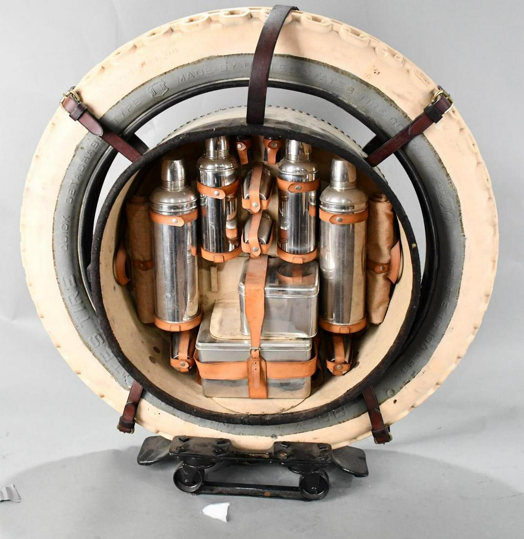 Rare Thermos Auto Picnic Set Mounted in United States Chain Link Thread Tire (1 of 10)