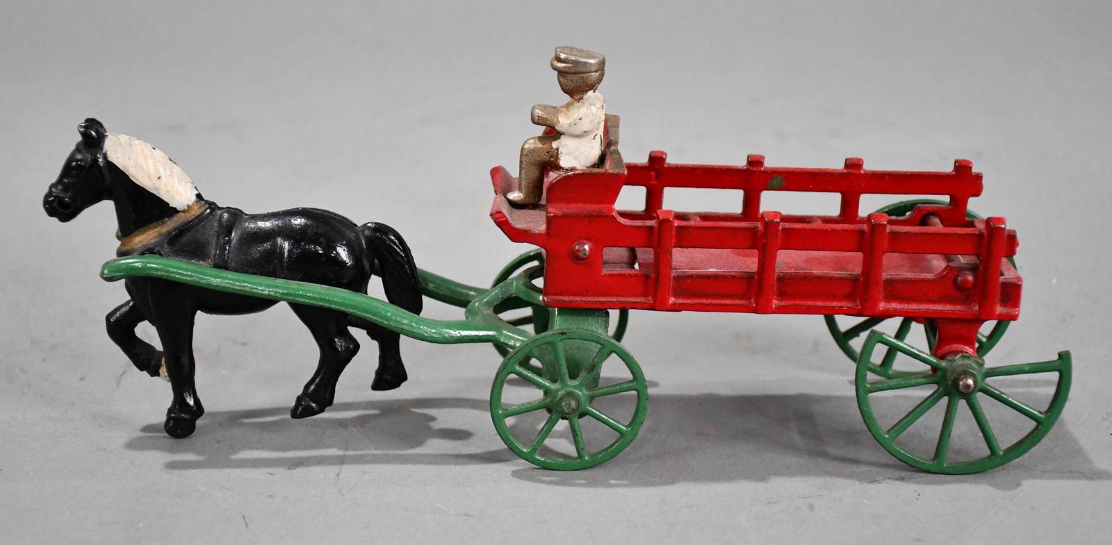 Cast Iron Horse, Wagon & Driver (1 of 5)