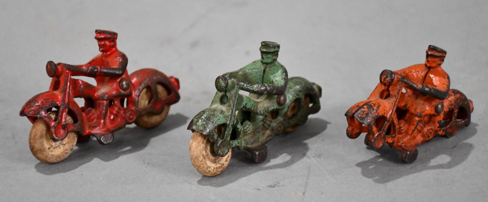 3-Hublery Harley-Davidson Cast Iron Motorcycles (1 of 5)