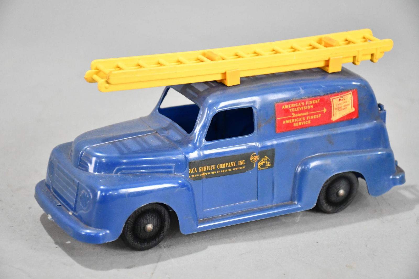 Marx RCA Television Service Truck NIB (1 of 9)