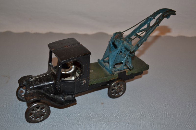 Arcade Model T Truck with wrecker attached, rated : Arcade Model T Truck with wrecker attached, rated 7, cast iron, 9 inches long,