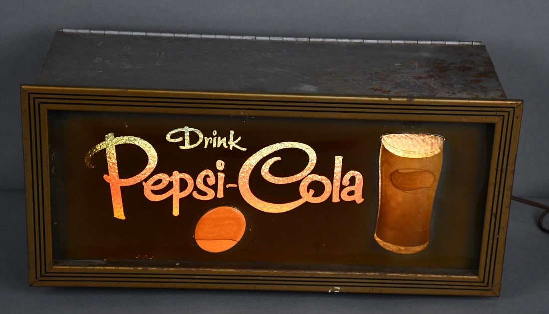 Unique Drink Pepsi-Cola w/Logo & Glass Motion Light: rated 7.75, 10"x21"x8", the molded plastic front has light wear, bottle cap logo is faded, when turned on, the motion light changes colors and the glass looks like the soda is fizzing, mounted on meta