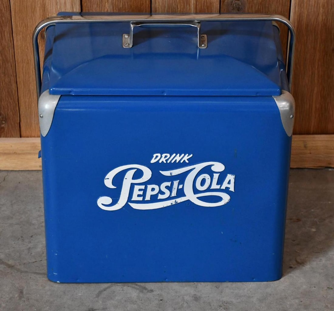 Drink Pepsi-Cola Metal Carrying Cooler (1 of 4)