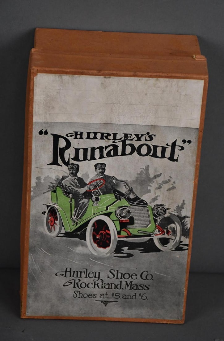 Hurley's "Runabout" Shoe Box w/Early Automobile Image (1 of 3)