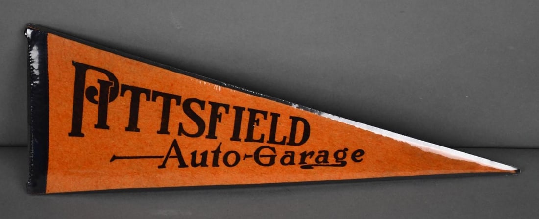 Pittsfield Auto Garage Felt Pennant (1 of 4)