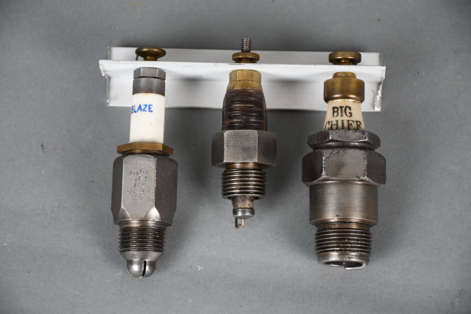 3-Spark Plugs Blue Blaze, NN, Big Chief: 3.5"T., or less