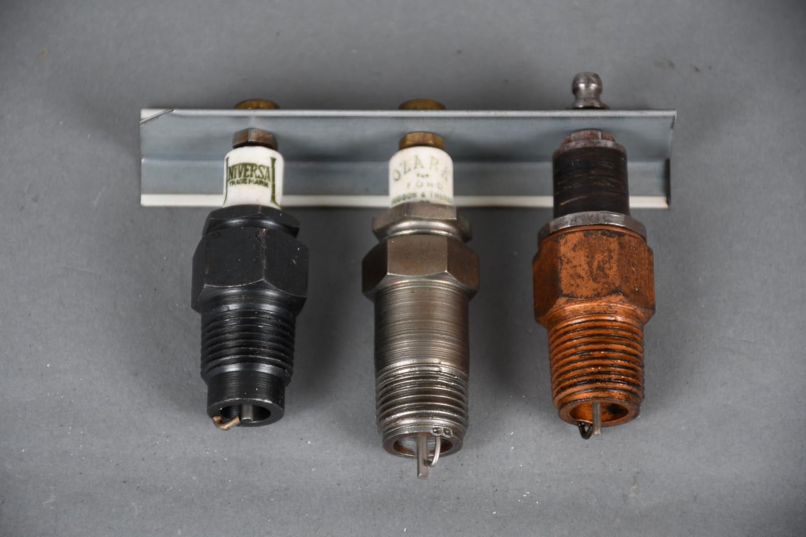3-Spark Plug Universal, Ozark, NN (1 of 4)