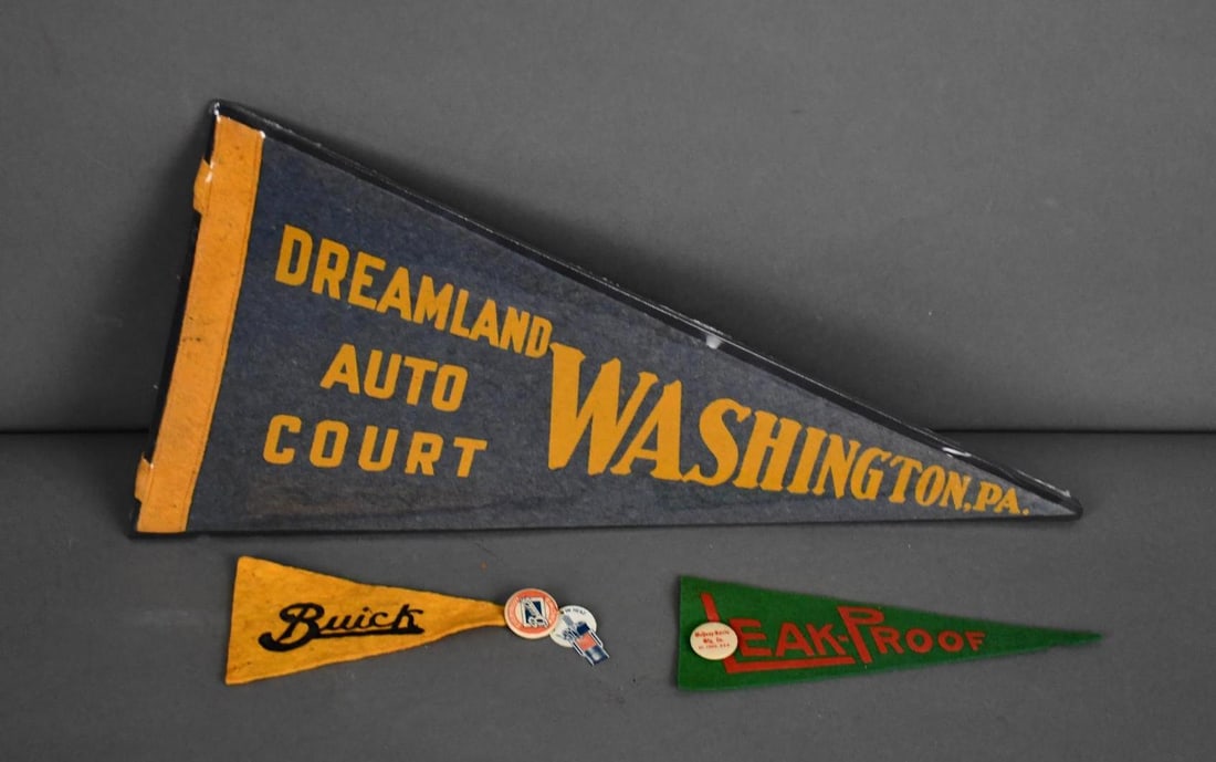 3-Felt Pennants Leak-Proof, Buick & Other (1 of 4)