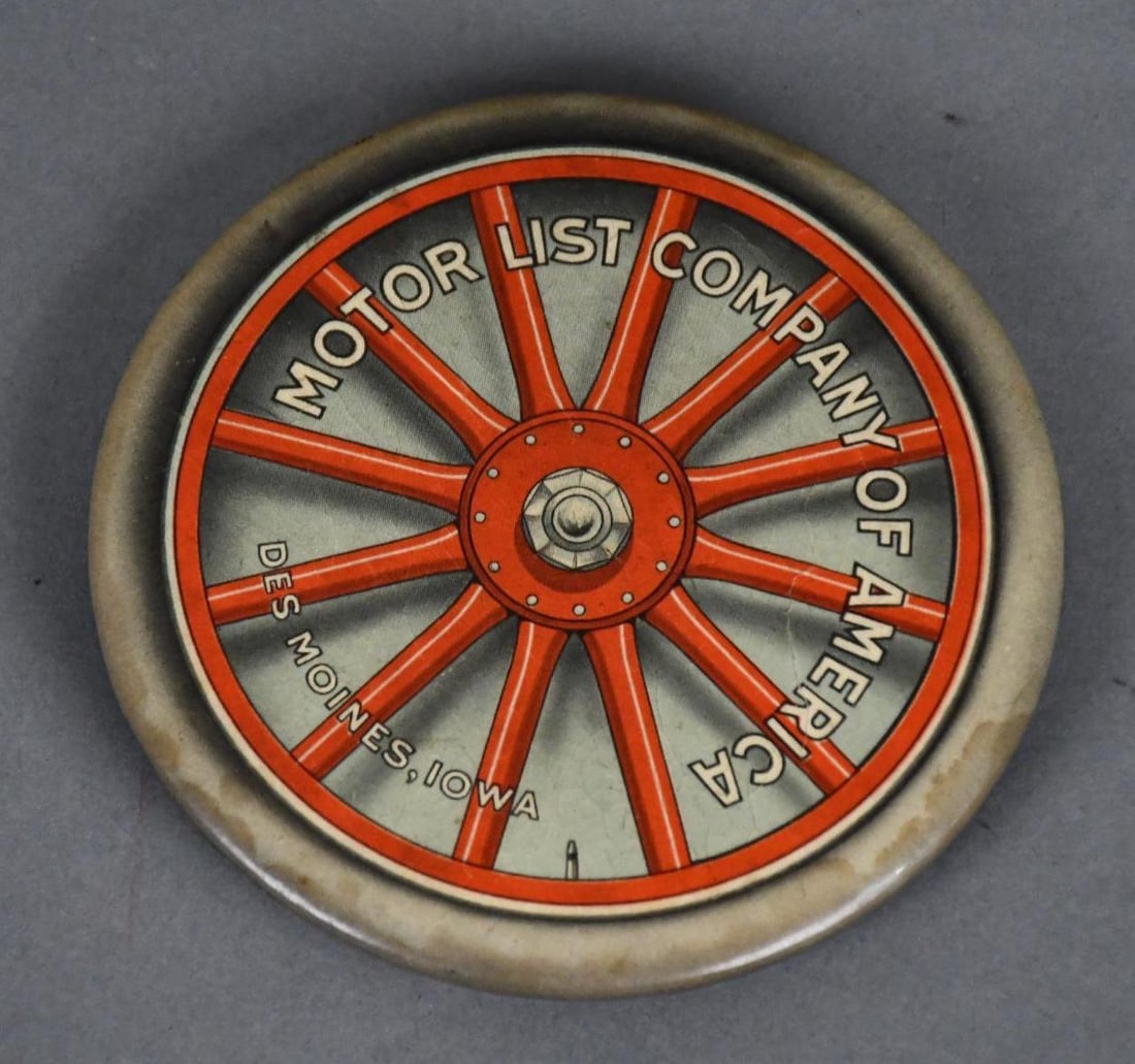 Motor List Company of America Celluloid Pocket Mirror (1 of 2)