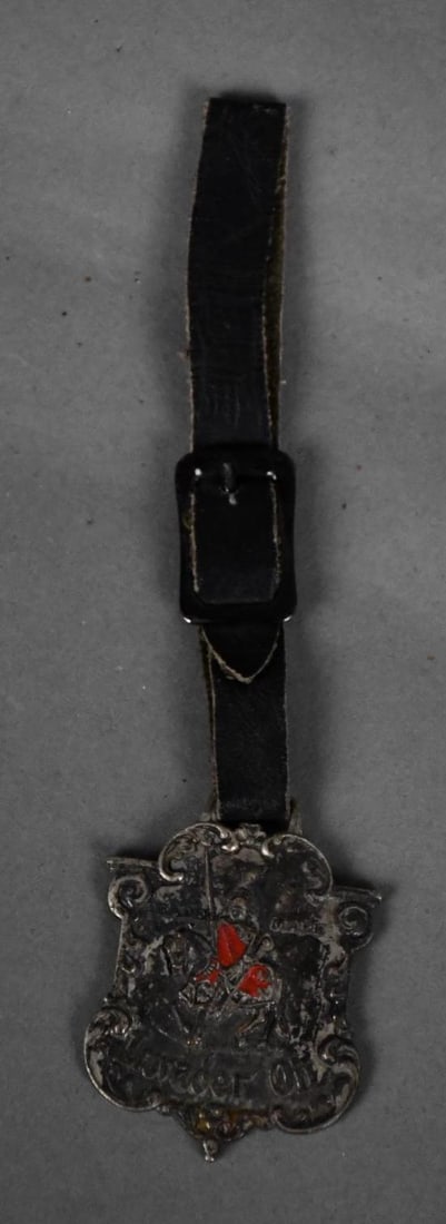 Invader Motor Oil Metal Watch Fob (1 of 3)