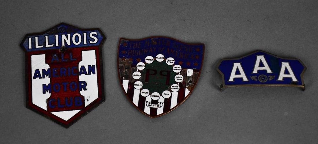 Illinois, Highway of America & AAA Enamel Badges (1 of 2)