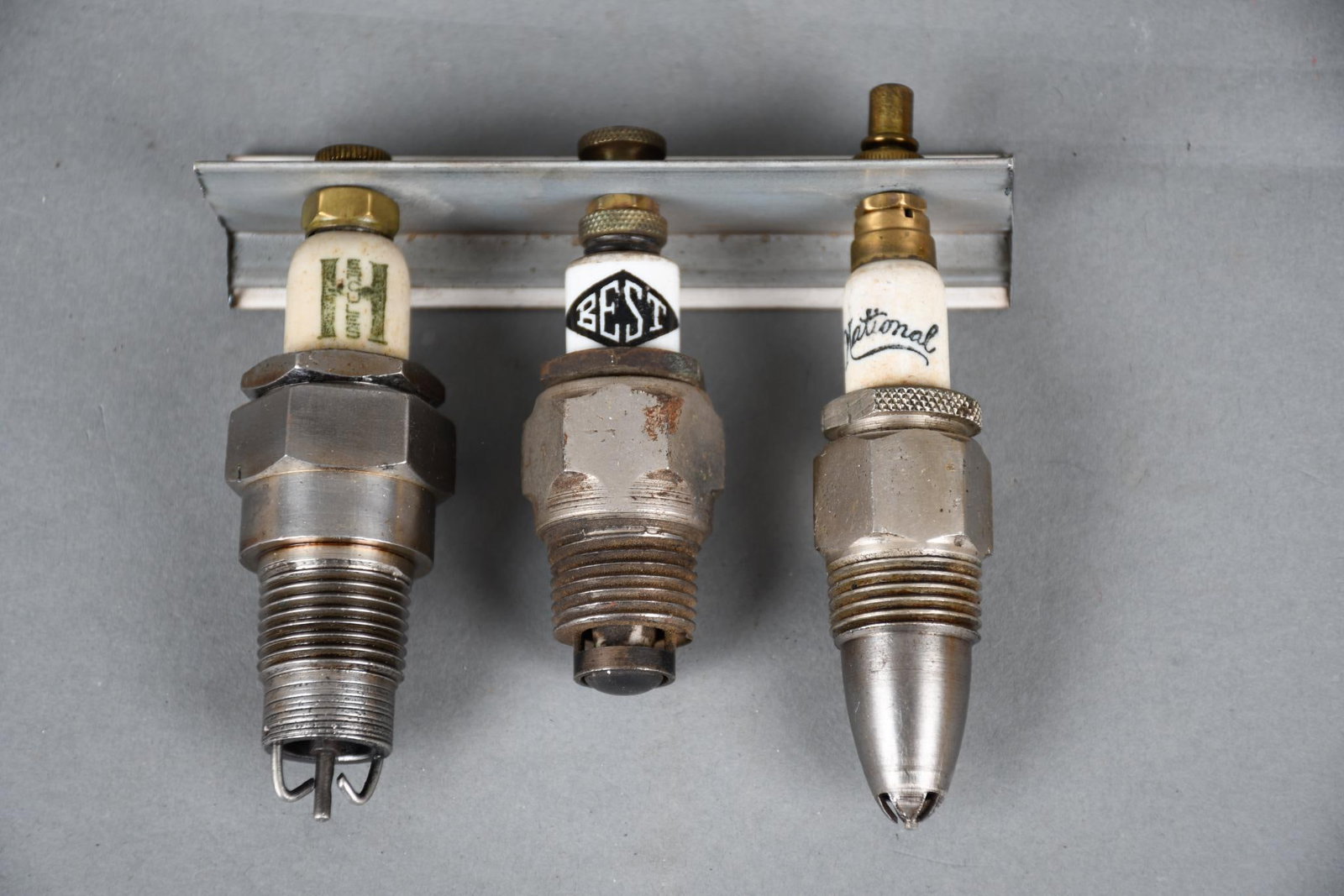 3-Spark Plugs Hercules, Best, National: 4.25"T. or less