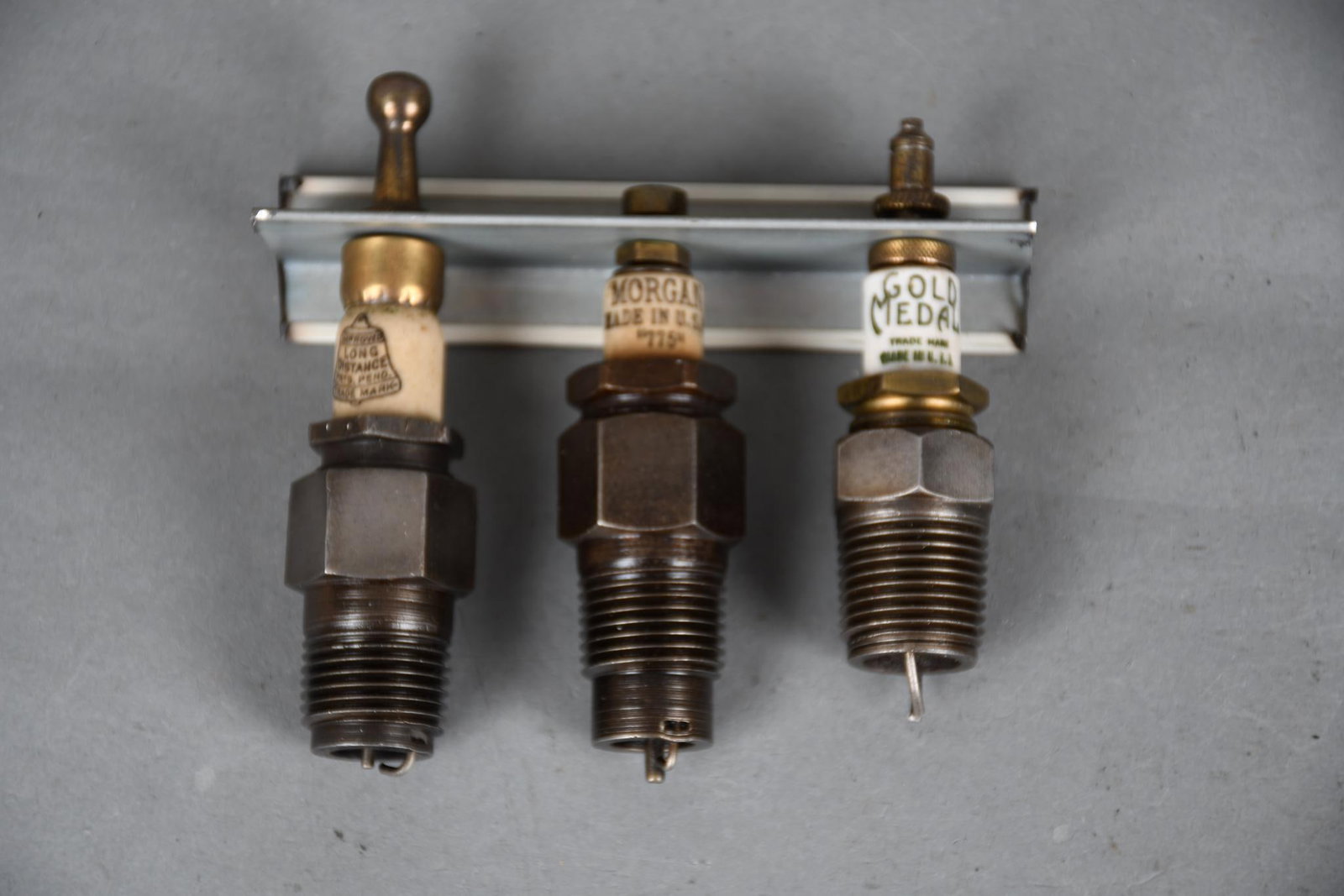 3-Spark Plugs Long Distance, Morgan, Gold Medal: 4"T., or less