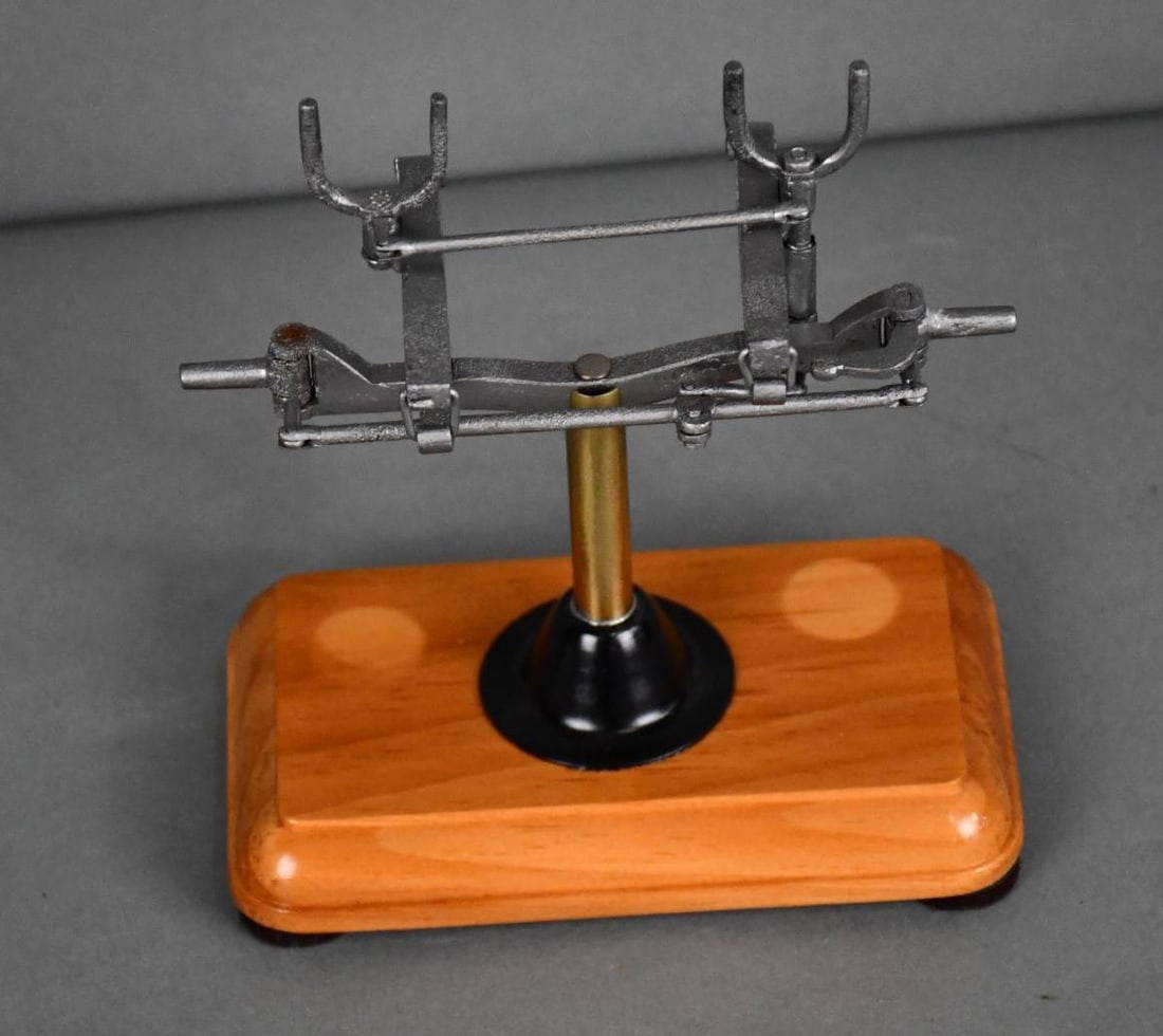 Countertoy Store Display For A Front End Assemble Auction