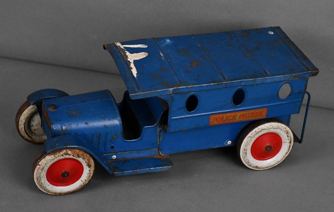 Structo "Police Patrol" Press Steel Toy (1 of 8)