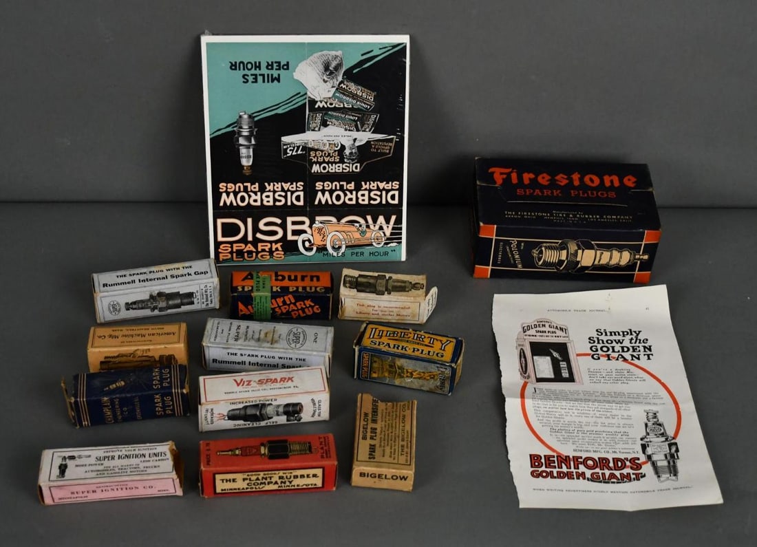 Large Lot of Spark Plug Cardboard Box & Paper Ads (1 of 4)