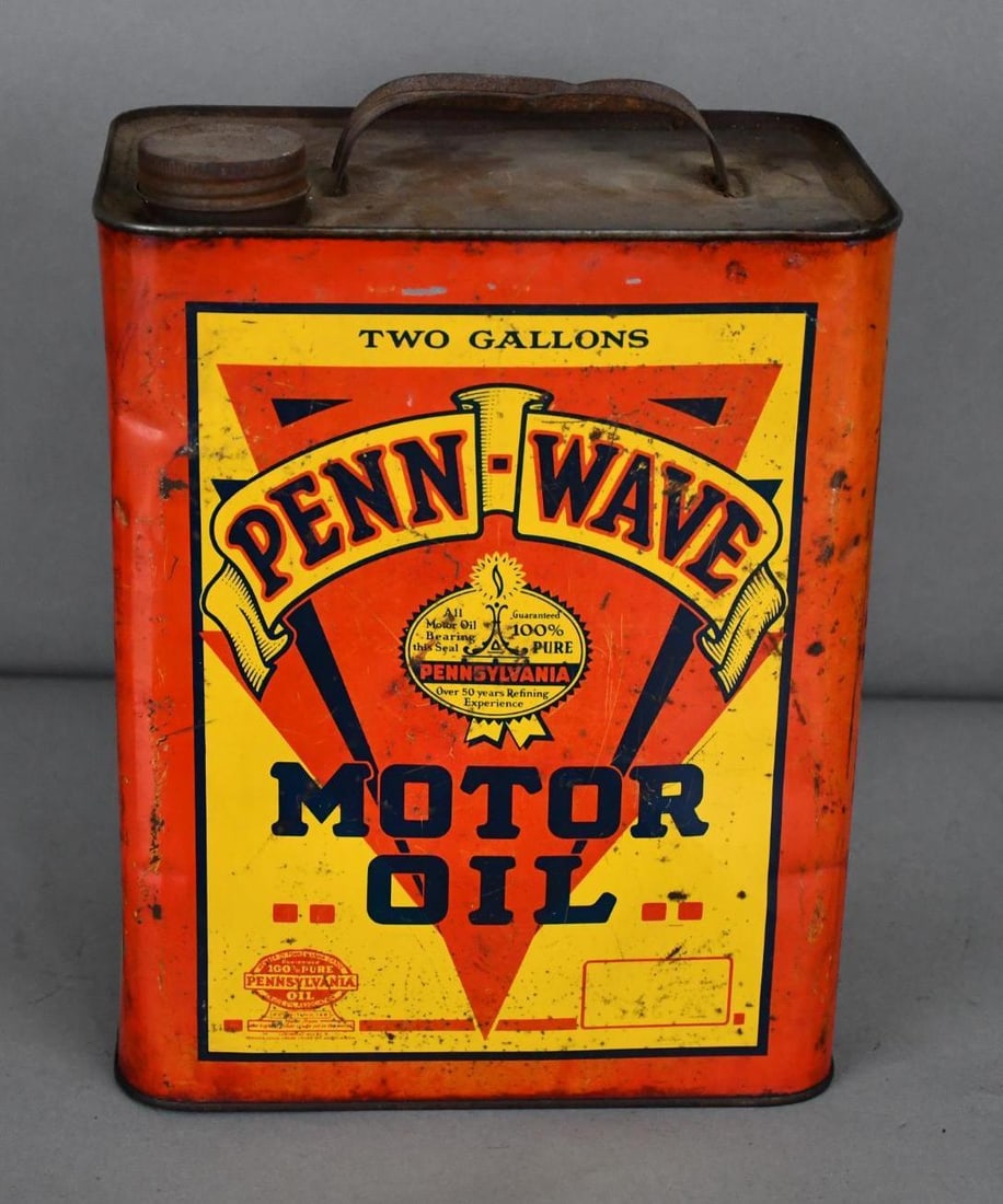 Penn-Wave Motor Oil Two-Gallon Metal Can (1 of 3)
