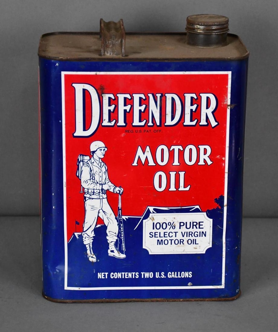 Defender Motor Oil w/WWII Soldier Logo Two-Gallon Metal Can (1 of 3)