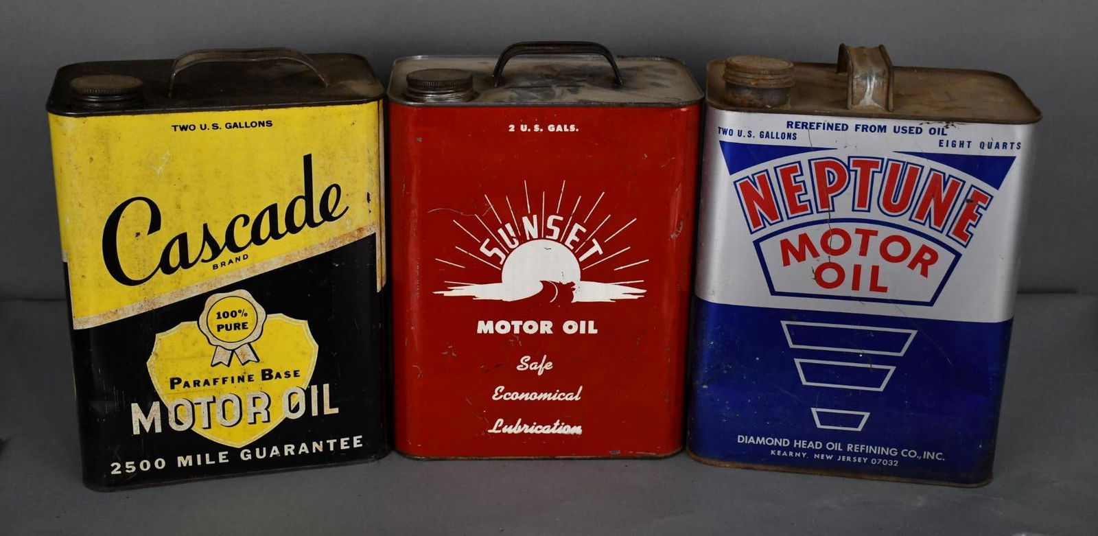 3-Two-Gallon Metal Motor Oil Cans Sunset, Cascade & Neptune (1 of 2)