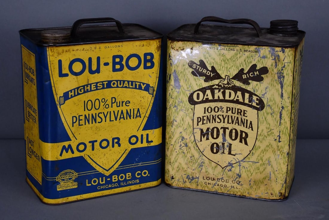 Lou-Bob & Oakdale by Lou-Bob Two-Gallon Metal Cans: rated 6.75, the two-gallon rectangle cans both have wear, scratches and ding, both are empty.