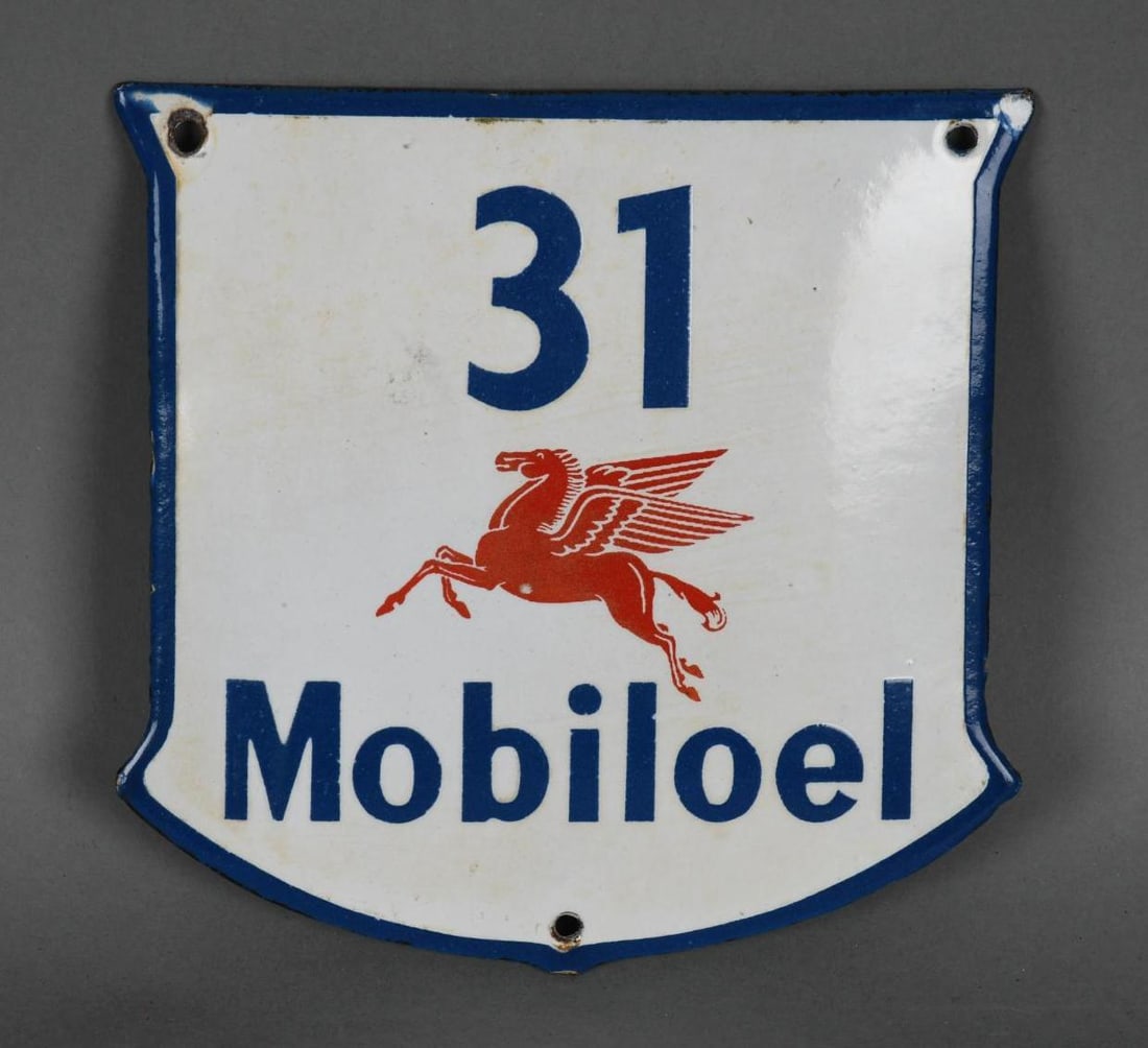 Mobiloel w/Pegasus 31 Porcelain Maker Sign (TAC): rated 8.5, 6.25"x6.25", the SSP pillow sign has good color and gloss, has wear. TAC #044374