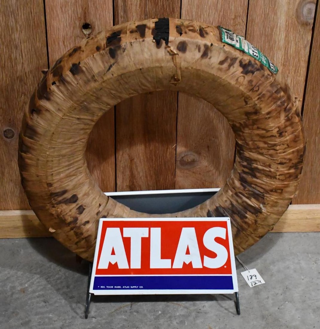 NOS Atlas Tire and Metal Stand (1 of 3)