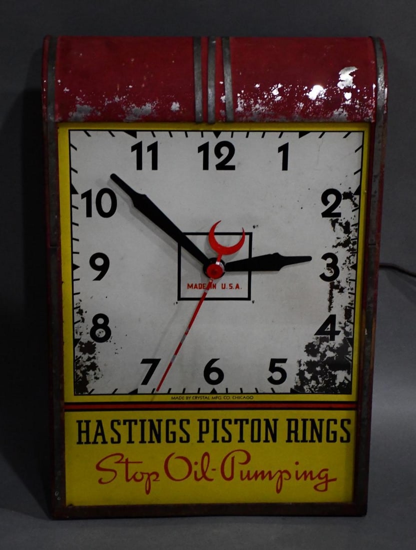 Hasting Piston Rings Lighted Clock (1 of 3)
