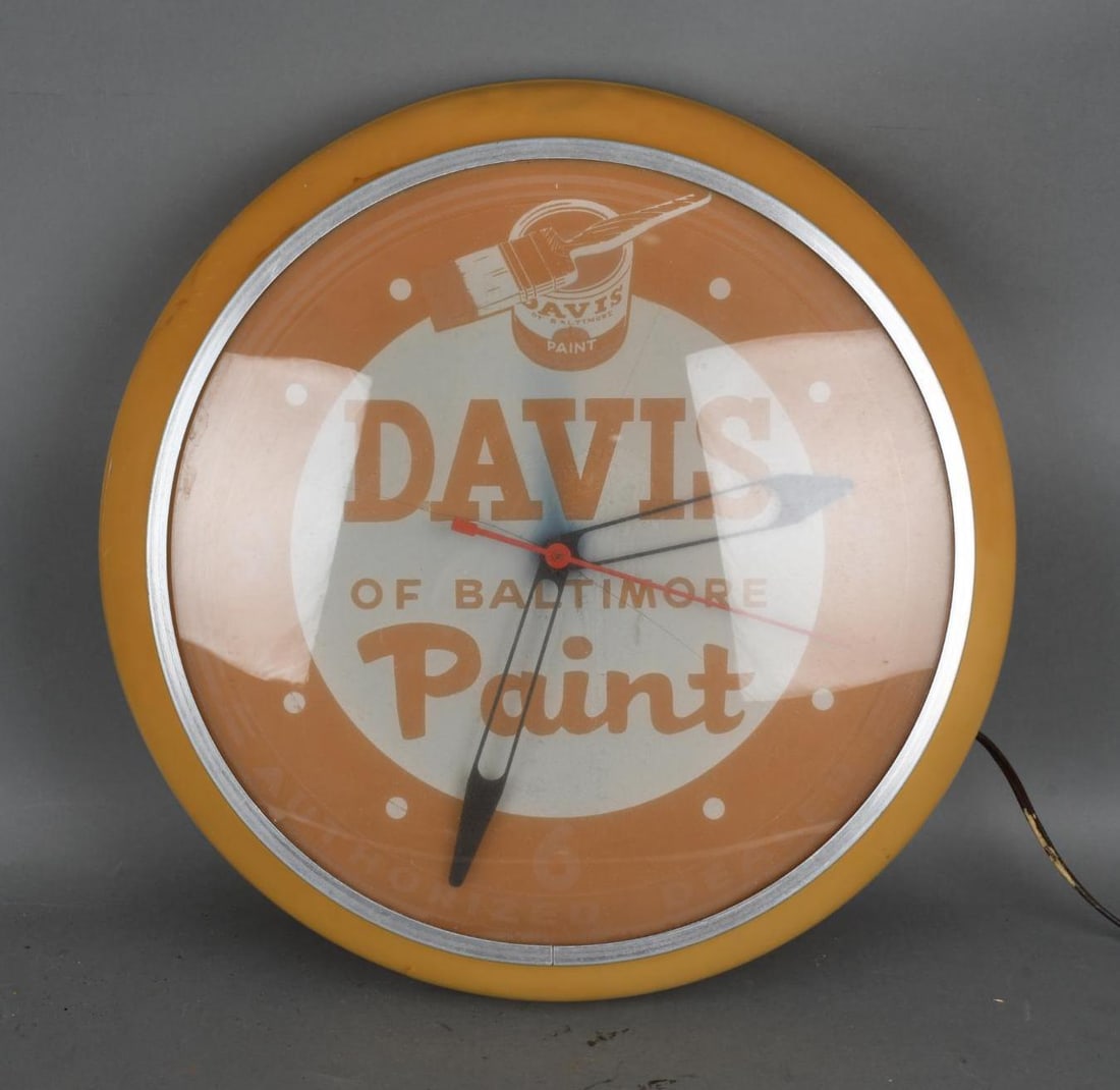 Davis Paint Lighted Clock (1 of 4)