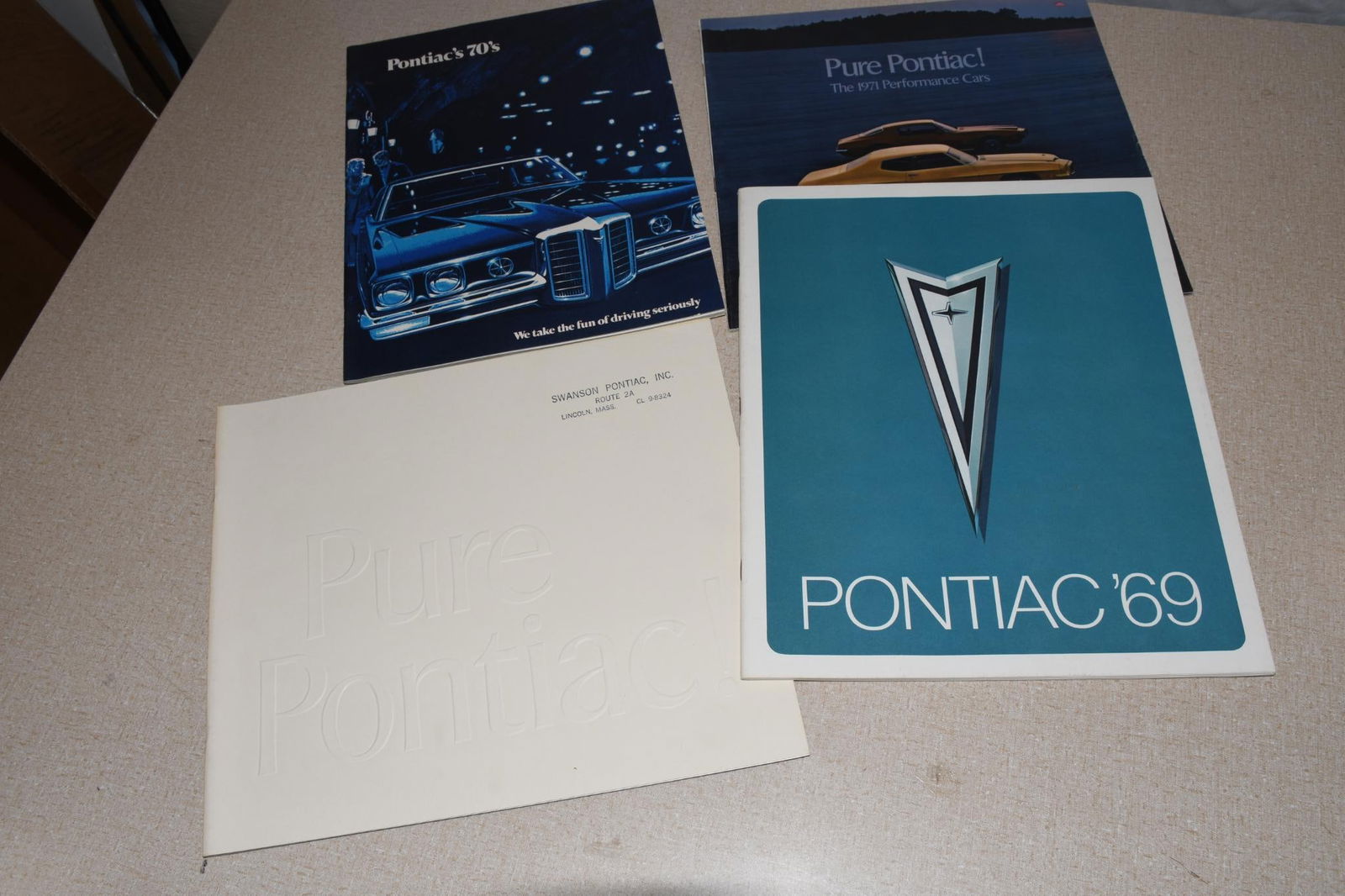 Lot of 4 Pontiac Brochures - 1 (1970) 1 (1970) 2 (1971) (1 of 1)