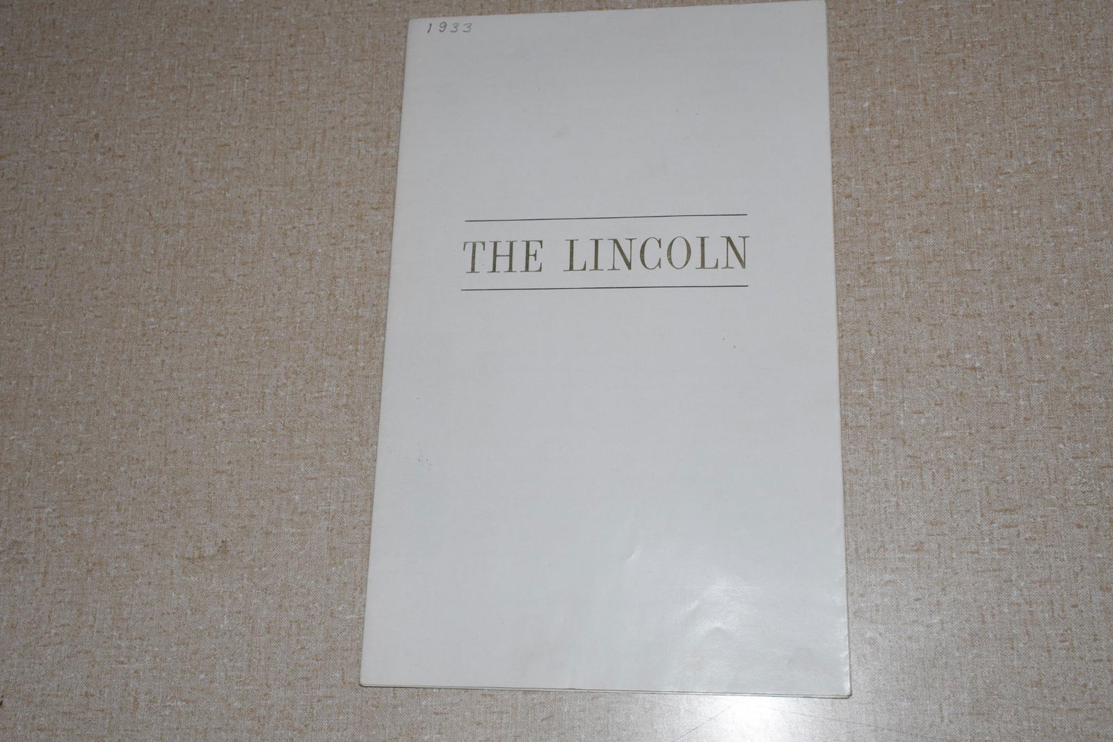 1933 Lincoln V12 Cylinder Motor Cars ORIGINAL Sales Brochure With Envelope (1 of 7)