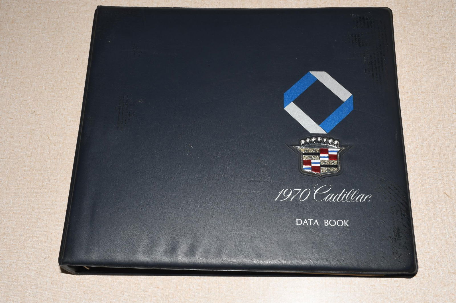 1970 Cadillac Dealer Album Data Book Features Options Specs Sales Reference (1 of 10)